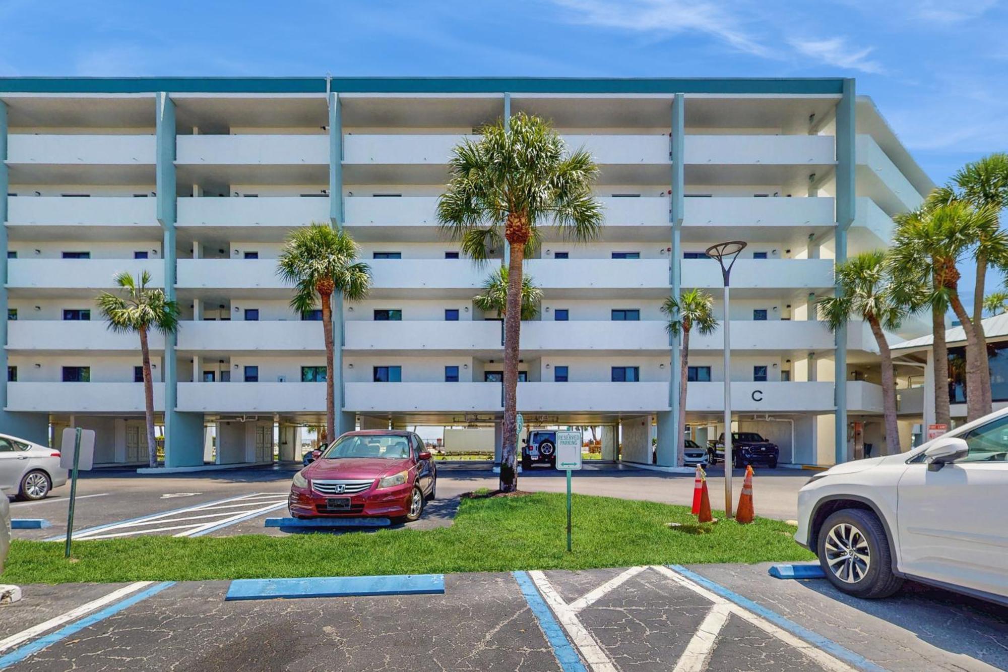 Riverside Club Marco Island Exterior photo
