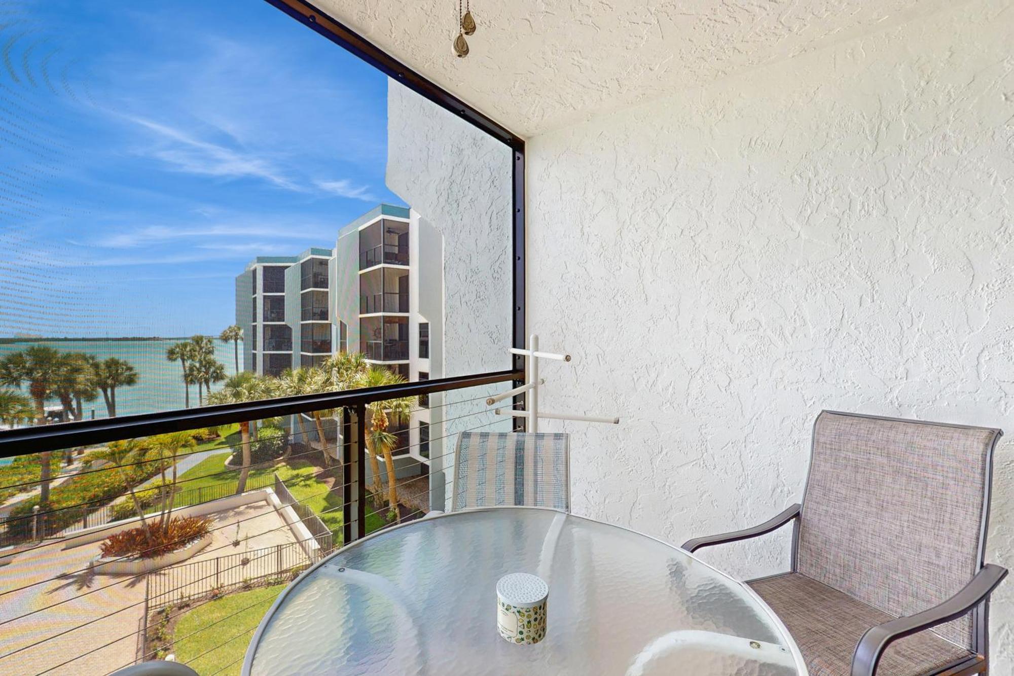 Riverside Club Marco Island Exterior photo